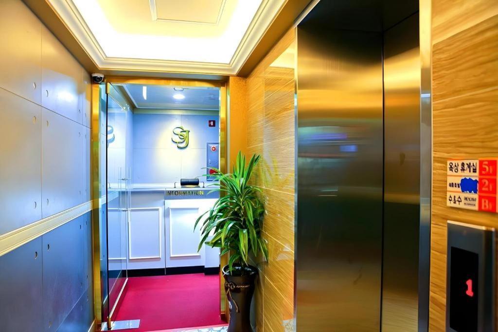 Jeju Sejong Hotel Eksteriør billede